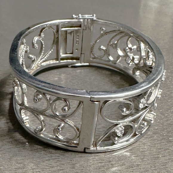 Italian Sterling Silver Filigree Bangle Bracelet - Like New - Picture 5 of 6